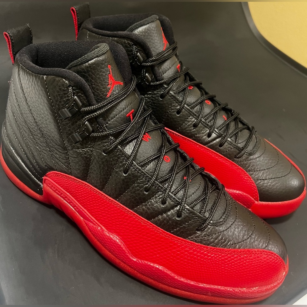 ❌SOLD❌JORDAN 12 RETRO 'FLU GAME' 2016 | SIZE 10